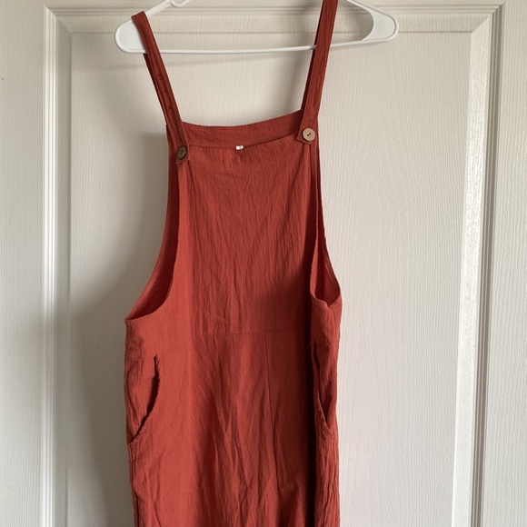 Linen overalls - Picture 3 of 3